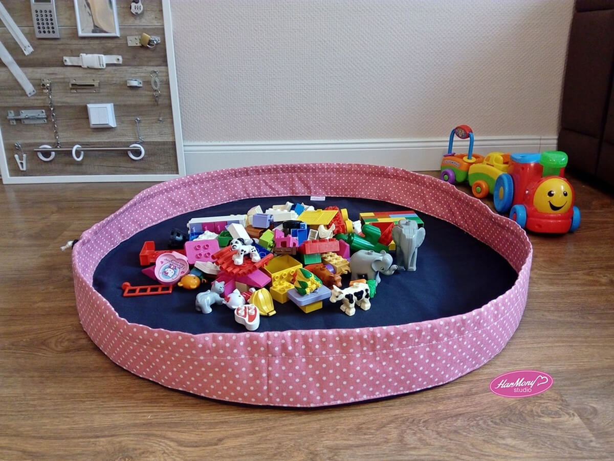 Play Mat and Bag in One Toy Storage