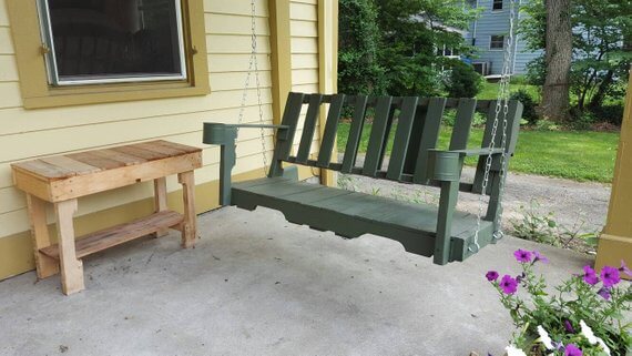 Lazy Summer Days Pallet Porch Swing