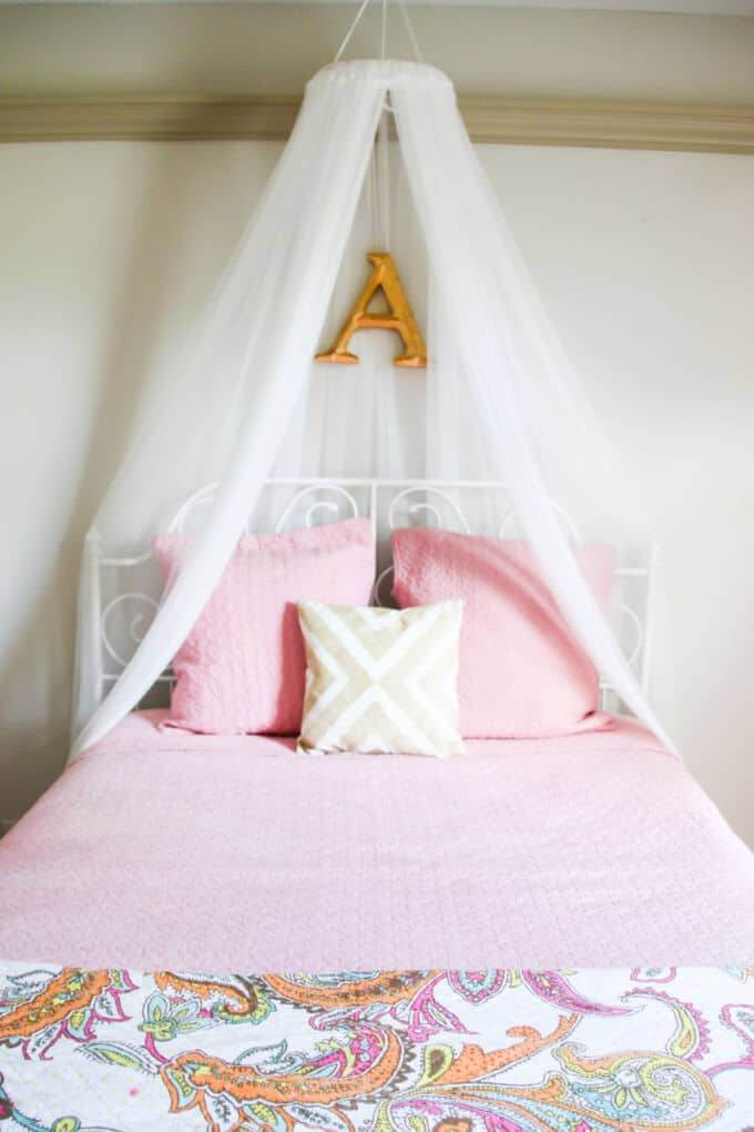 diy canopy for little girl bed