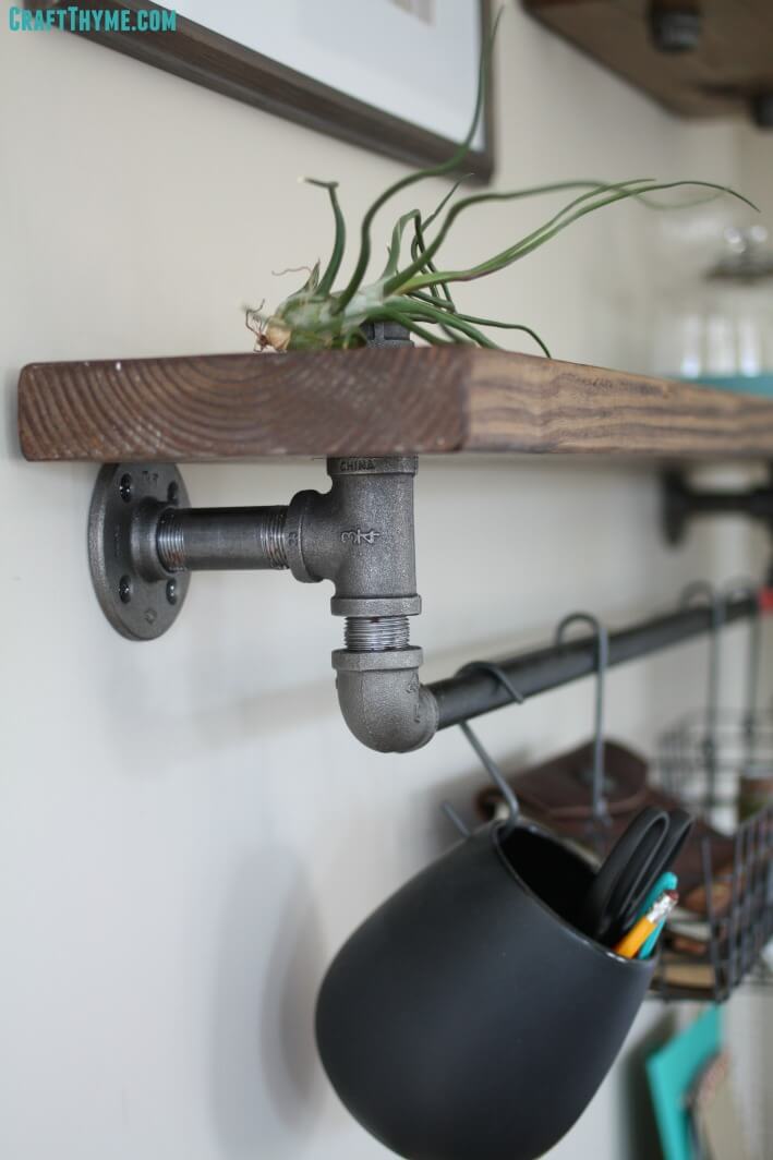 Dual-Purpose Utilitarian Pipe Bookshelf