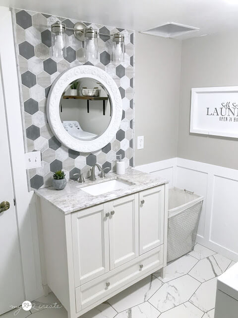 White and Grey Marble Bathroom Design