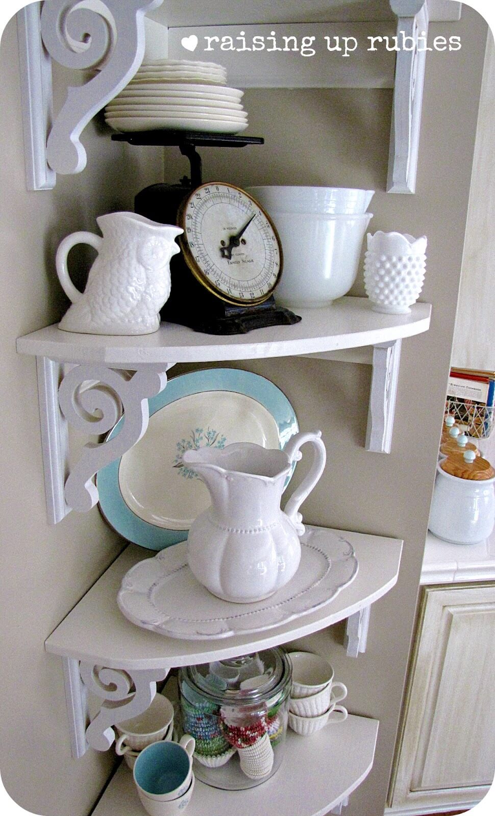 Space-Utilizing DIY Corner Shelf Design