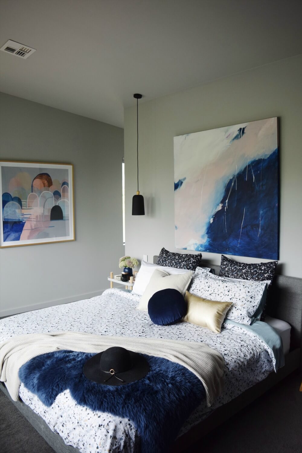 16 Best Navy Blue Bedroom Decor Ideas For A Timeless