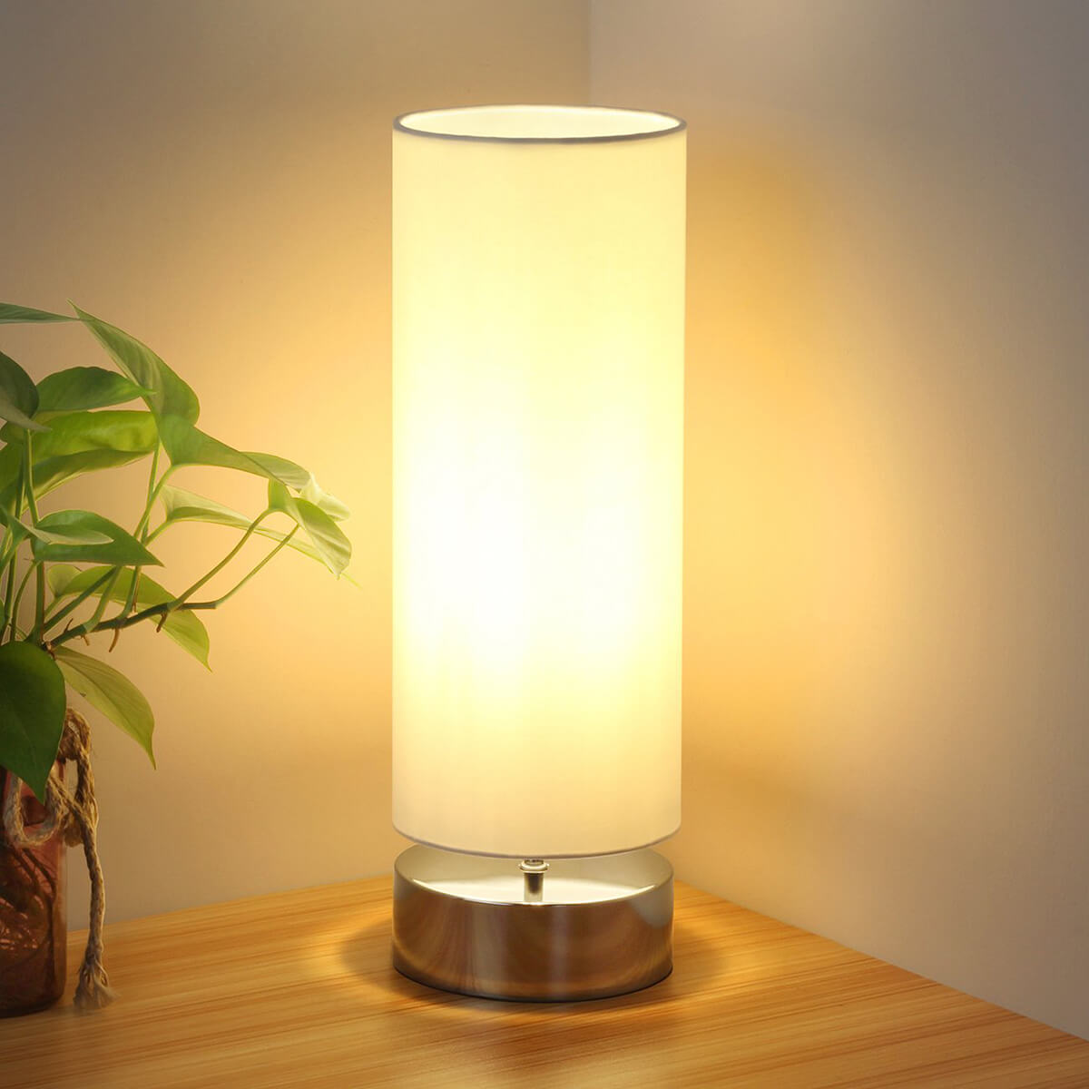 classy bedside lamps