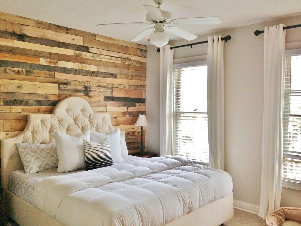 DIY Pallet Wall for the Master Bedroom