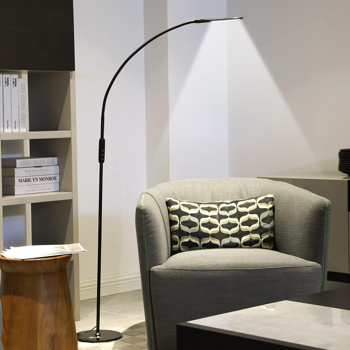 29 Best Living Room Wall Lamps For Trendy Lighting In 2020