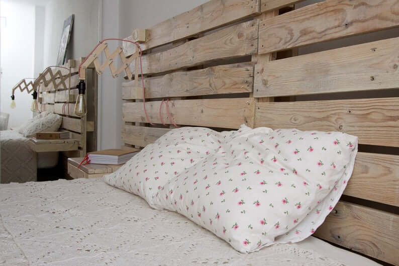 Reclaimed Pallet Wood Headboard with Reading Lamp