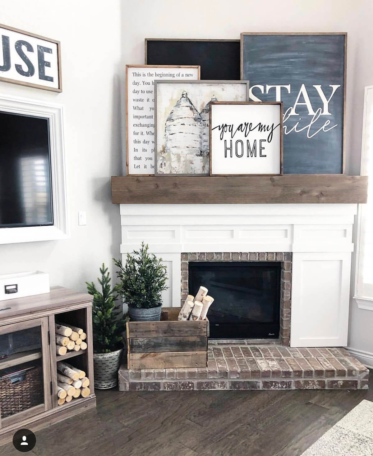 Hand Painted Wooden Sign for Mantel Decoration — Homebnc