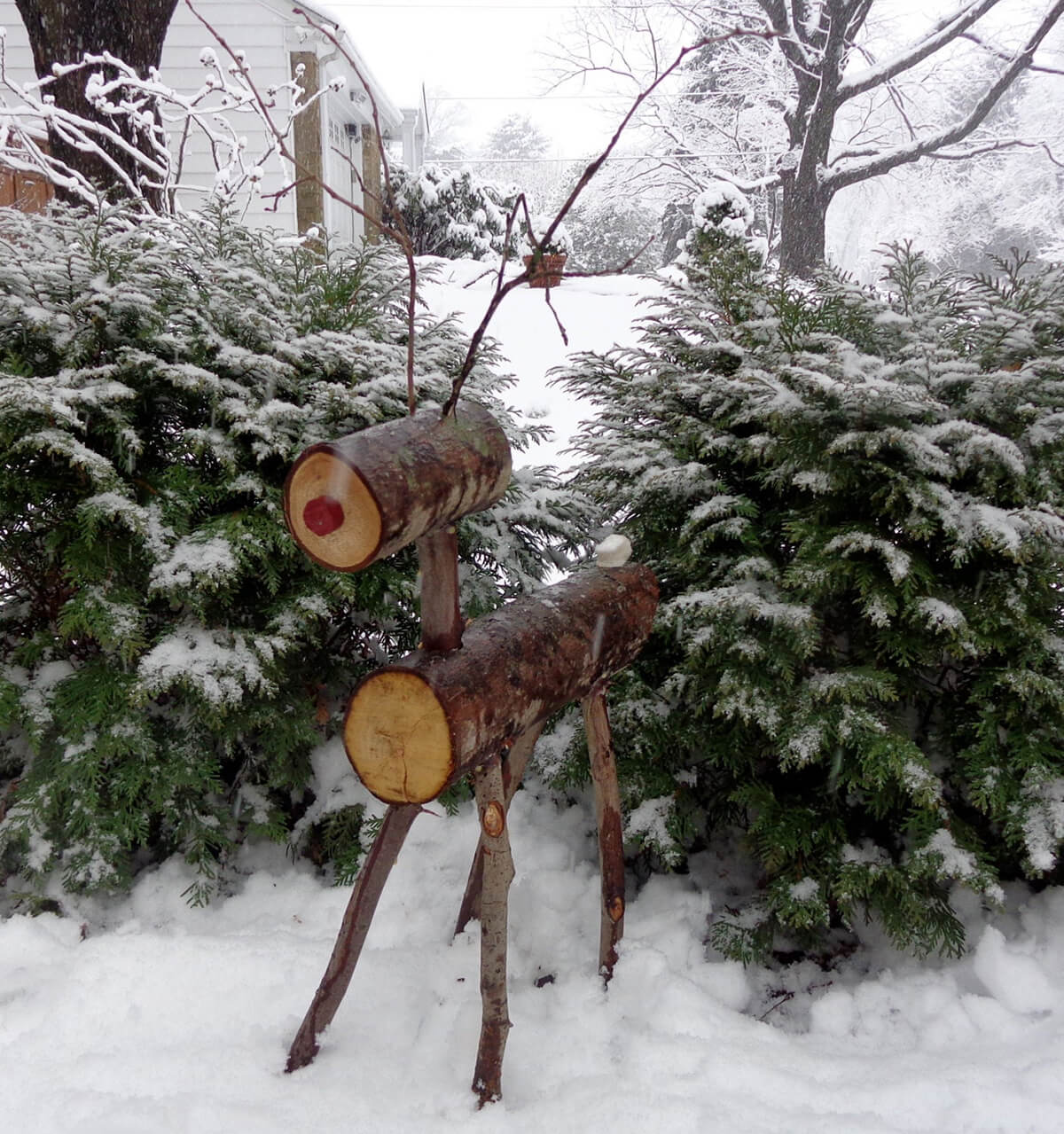 Marvelous Wooden Firewood Reindeer Christmas Decor