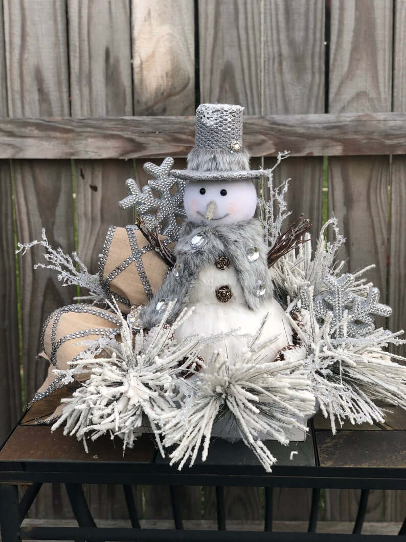 Frosted Snowman Wonderland Silver Wreath — Homebnc
