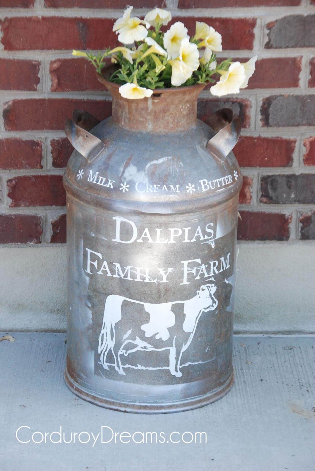 24 Best Rustic Farmhouse Milk Can Decorating Ideas In 2024   05b Best Rustic Farmhouse Milk Can Decorating Ideas Homebnc V2 1028x1536 