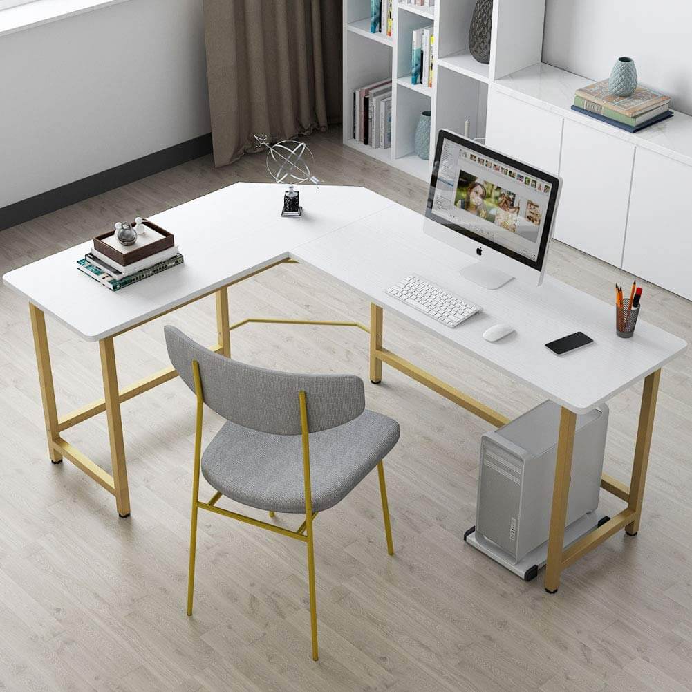 Spacious and Contemporary L-Shaped Desk