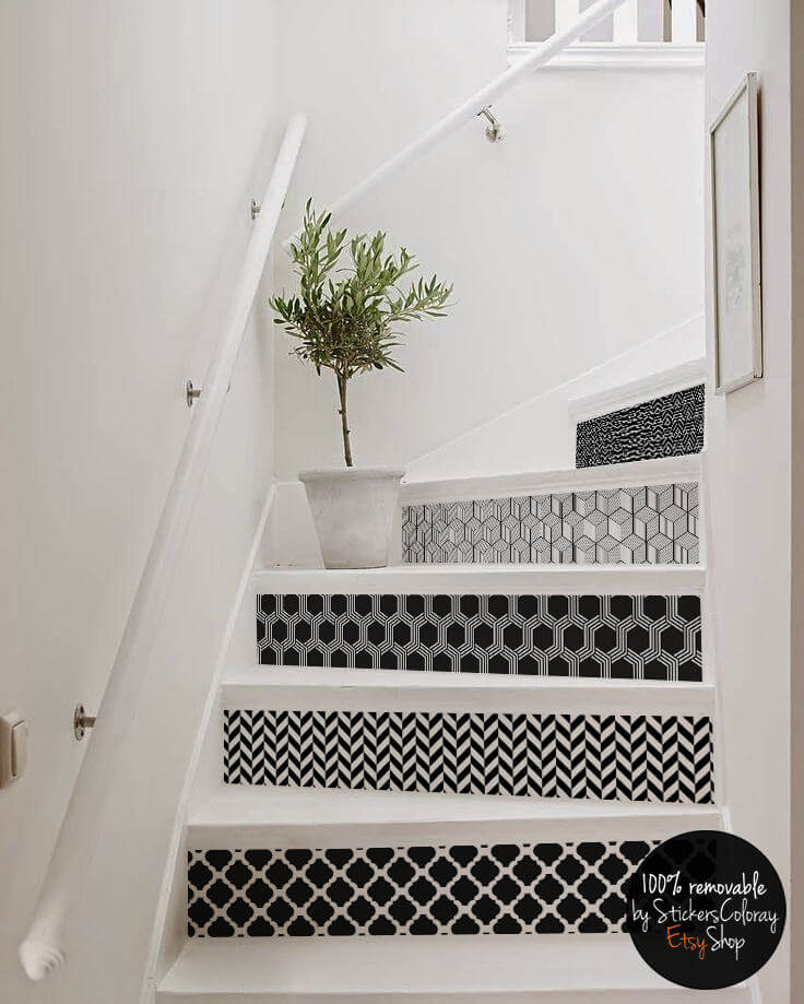 Intriguing Contemporary Black and White Staircase