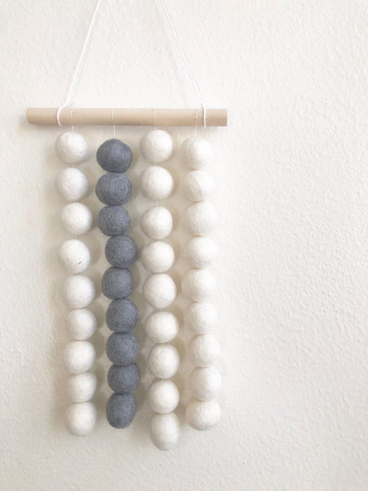 Felt Ball Flat Mobile with String and Wood