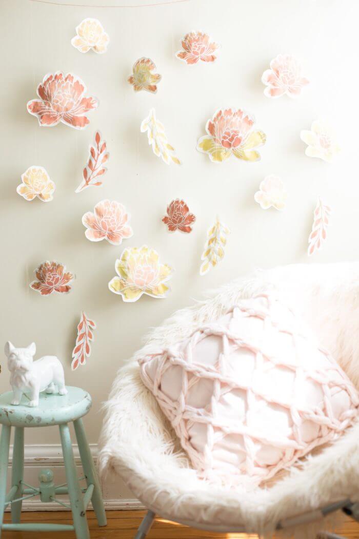Fabulous Free-falling Rose Gold Floral Garland Bedroom Decor