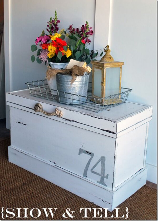 Distressed Edges White Treasure Chest No. 74 with Knotted Handle