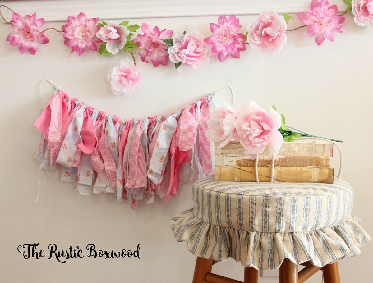 Plenty of Pink and White Petals in Pretty Flower Garland