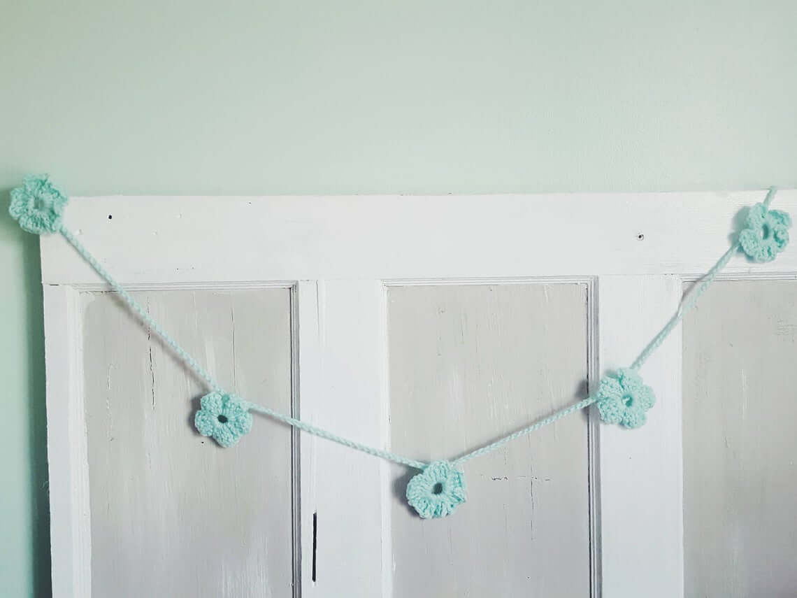 Crocheted Soft Blue Flower Garland Yarn Strand