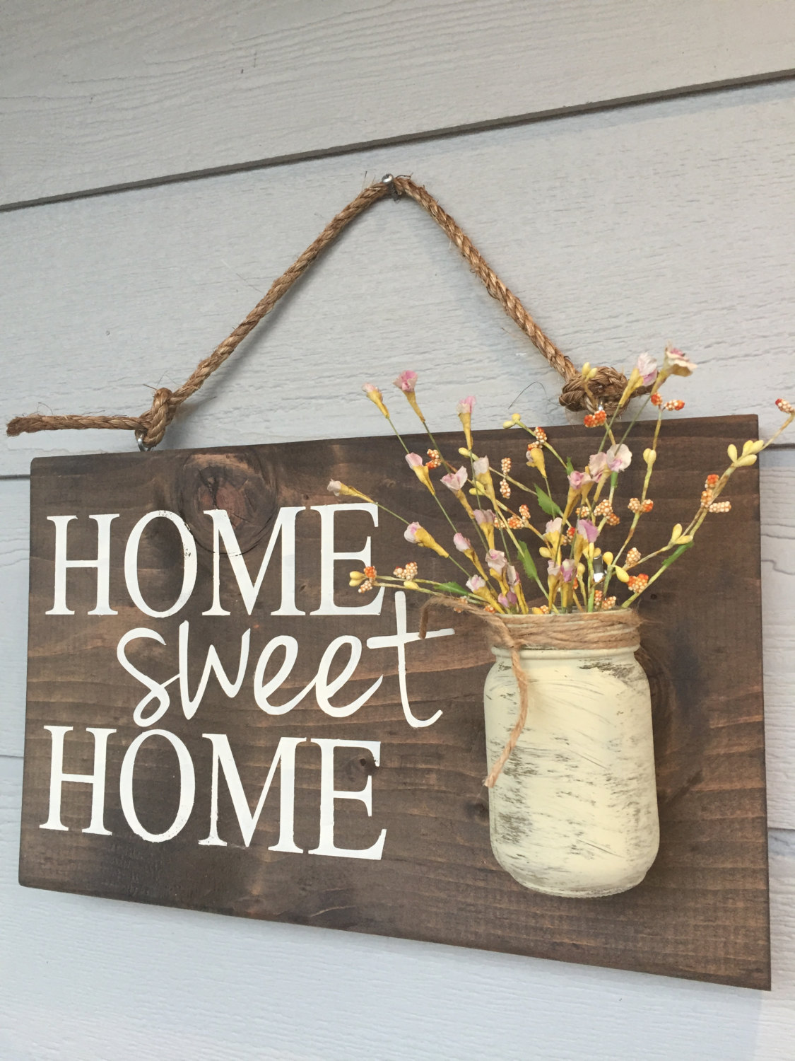 'Home Sweet Home' Rustic Sign with Mason Jar Vase