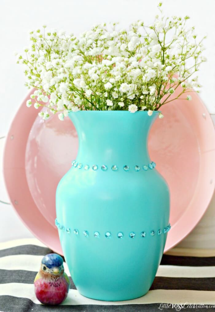 Trendy DIY Glass Vase Makeover