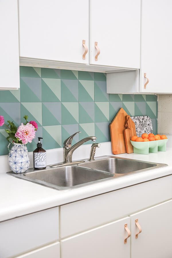 Great Geometric Stenciled Kitchen Backsplash