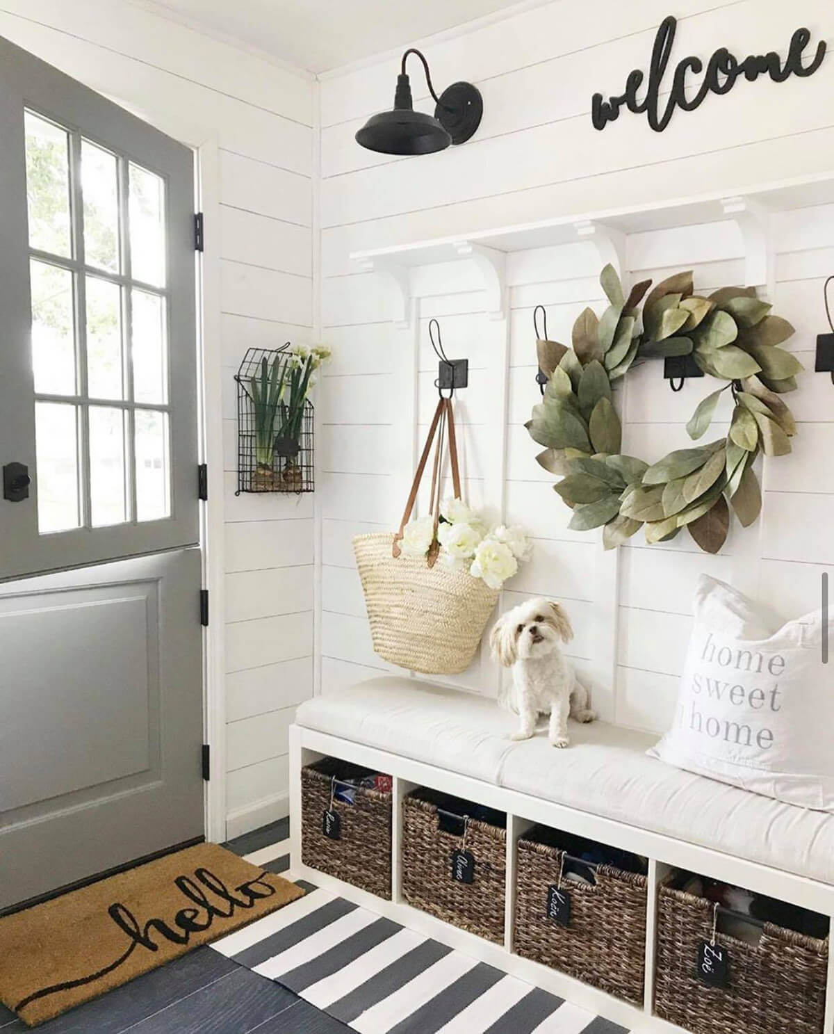 Sit Down Storage for a Cozy Entryway