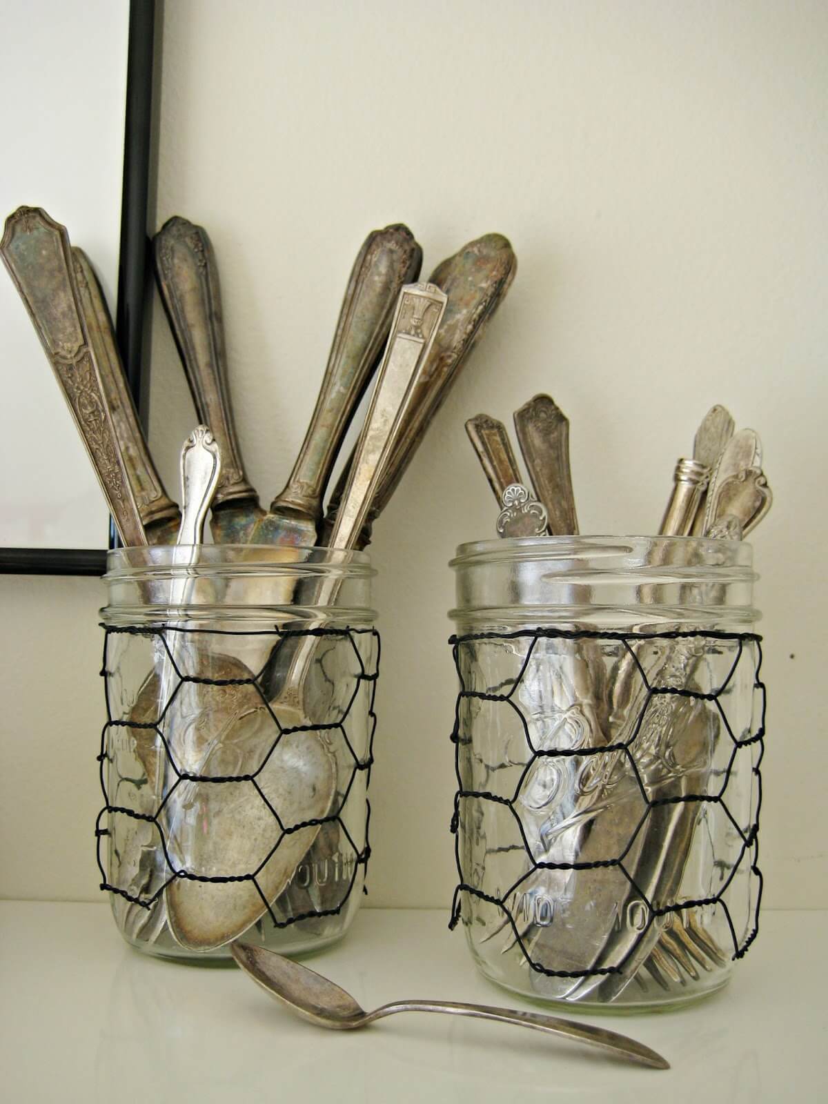 Chicken wired Utensil Holders for Your Kitchen