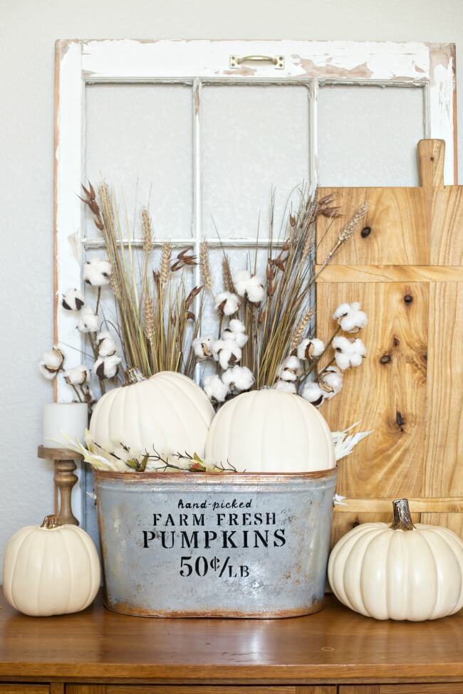 60+ Best Farmhouse Fall Decorating Ideas and Designs for 2020