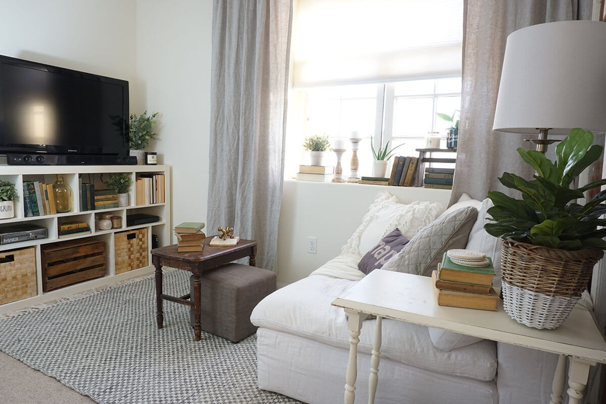 living room in apartments