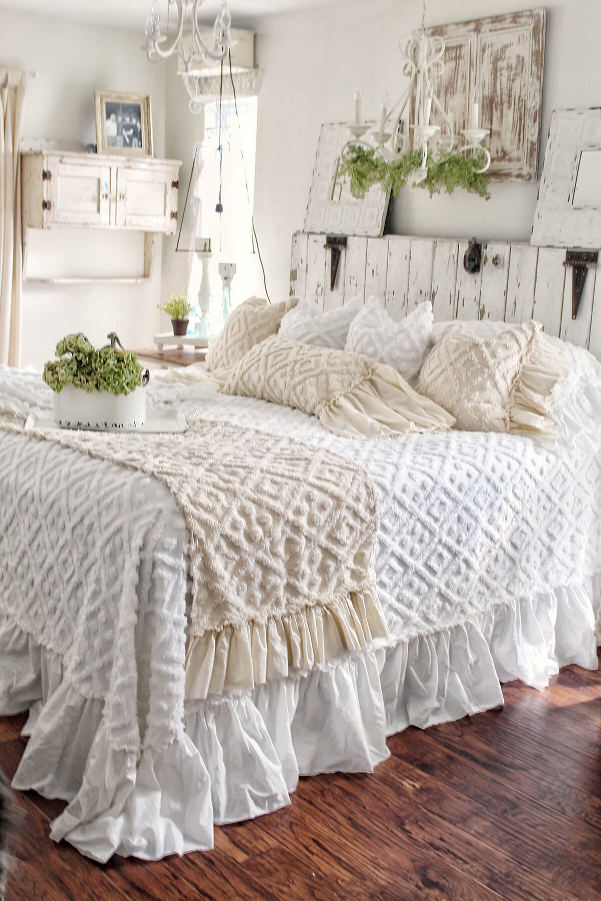 White Distressed Wood and Snuggly Chennile Linens