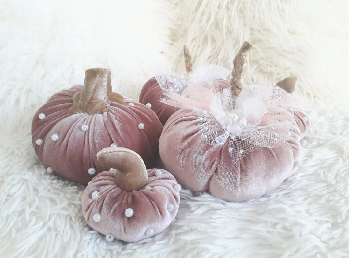 Luxurious and Rich Velvet with Pearl Pumpkin
