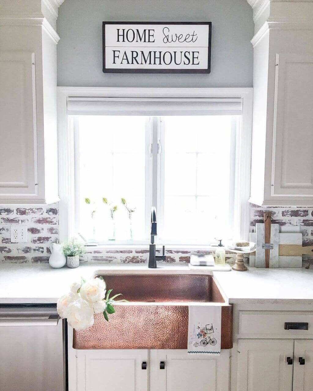 DIY Farmhouse Kitchen Backsplash