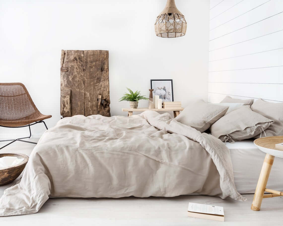 An abundance of Earthy Elegance Bedroom Design