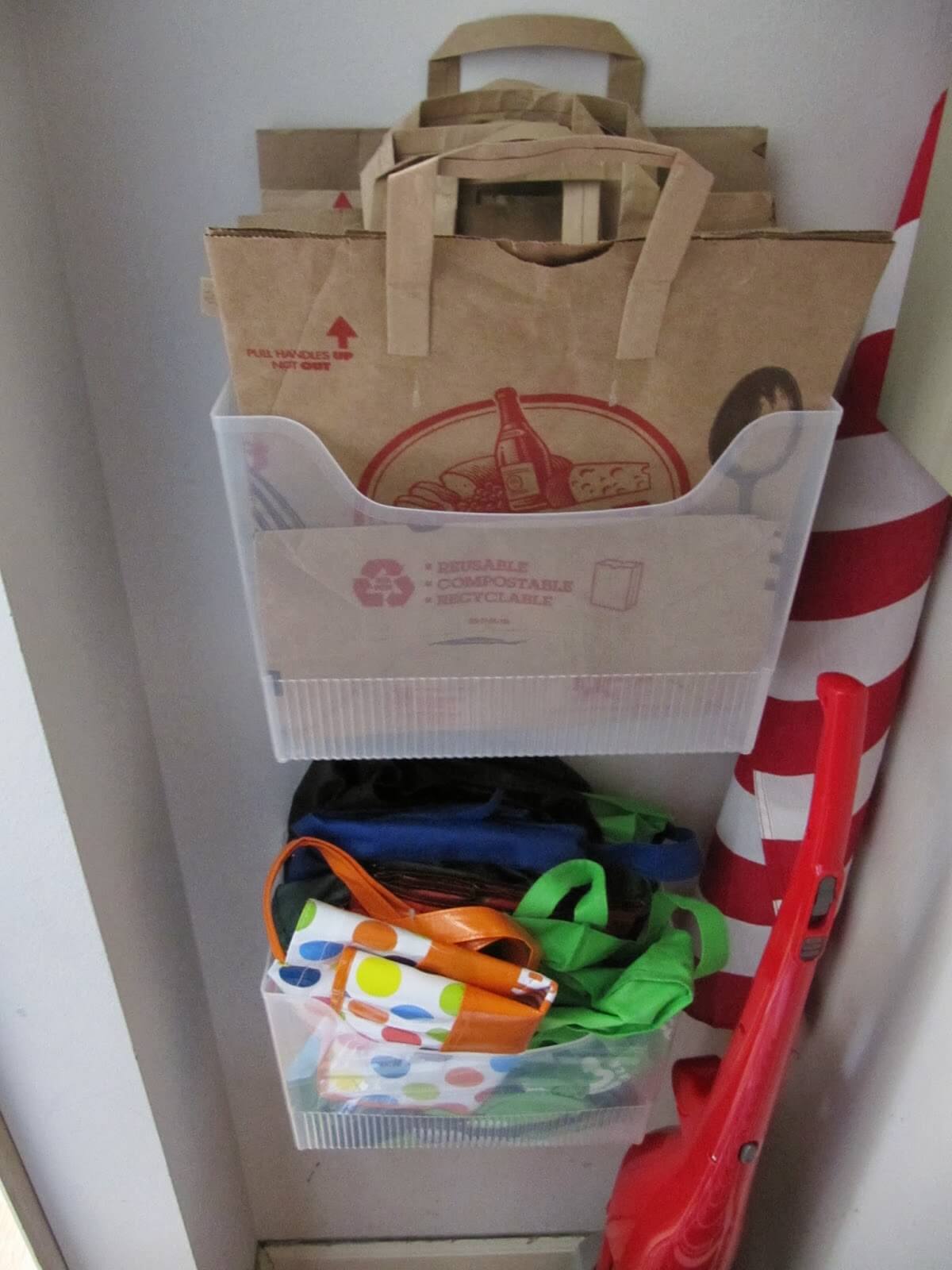 Avoid Clutter by Keeping Bags Organized