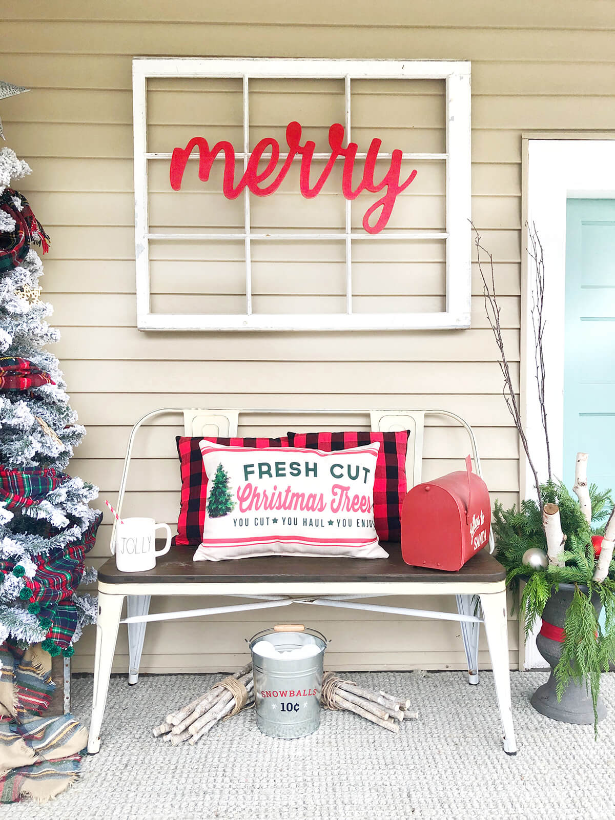 50 Best Christmas Porch Decoration Ideas For 2021