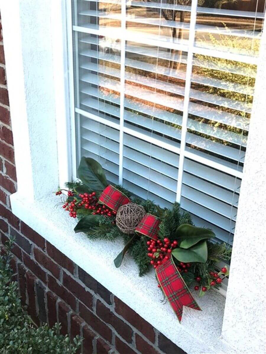 Decorating Windows For Christmas 