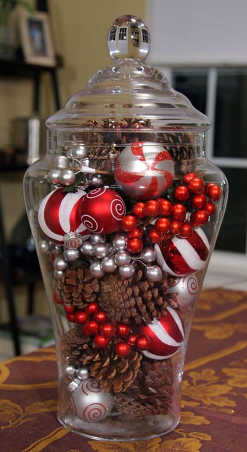 50+ Best DIY Christmas Centerpieces (Ideas And Designs) For 2023