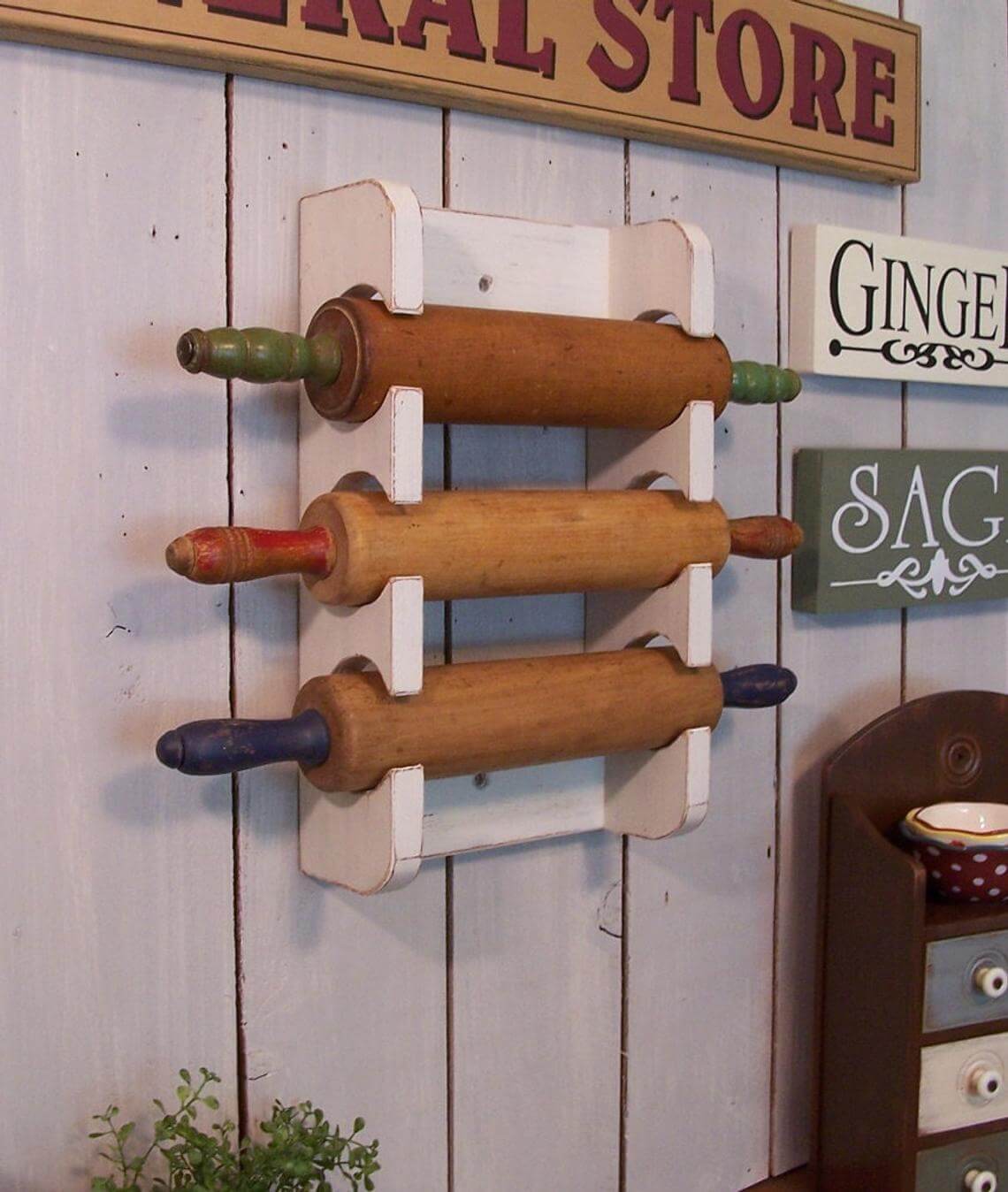 3-Pin Wooden Rolling Pin Wall Rack