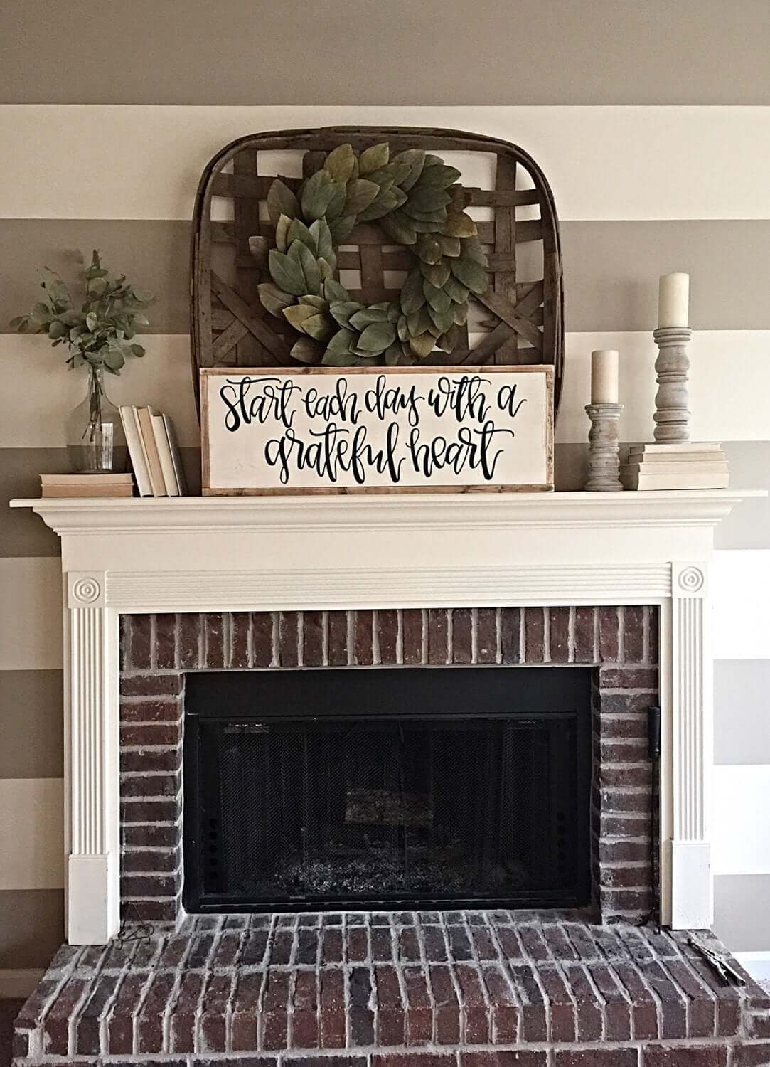 Inspiring Handwritten Sign to Inspire Grateful Living