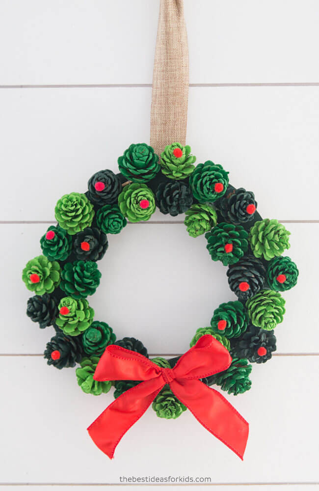 Kid-Friendly Red & Green Christmas Wreath