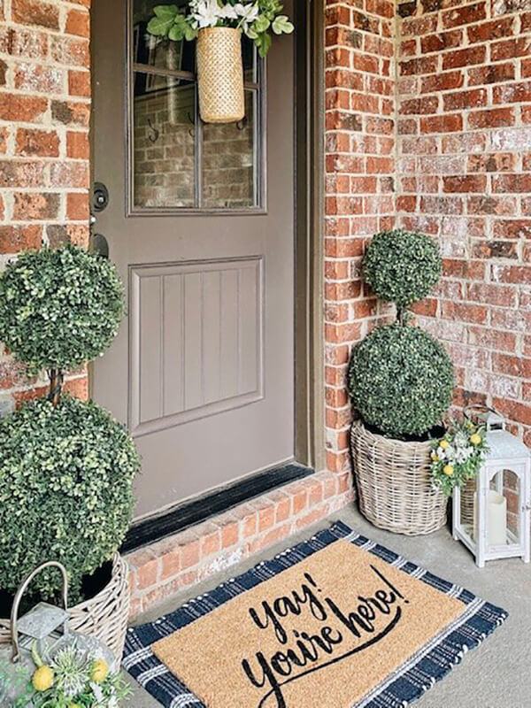 Wonderful and Woven Wicker Porch Planter