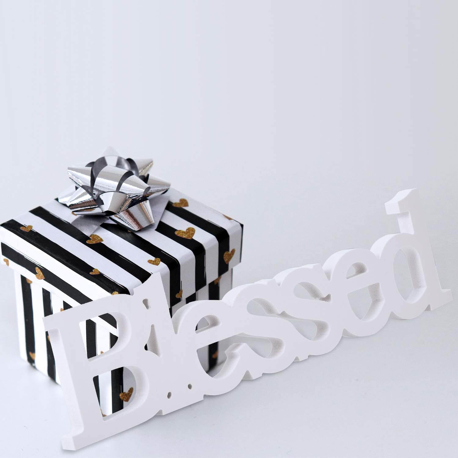 Simple Blessed Freestanding Tabletop Letter Décor