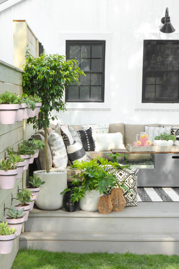 Sophisticated Farmhouse Style Outdoor Seating Area
