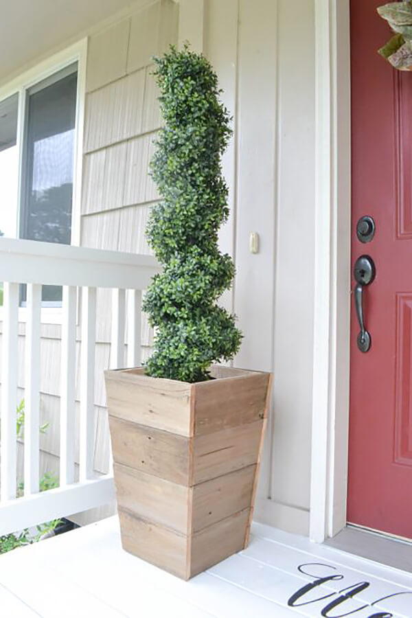 Natural Wooden Shiplap Tapered Tower Planter