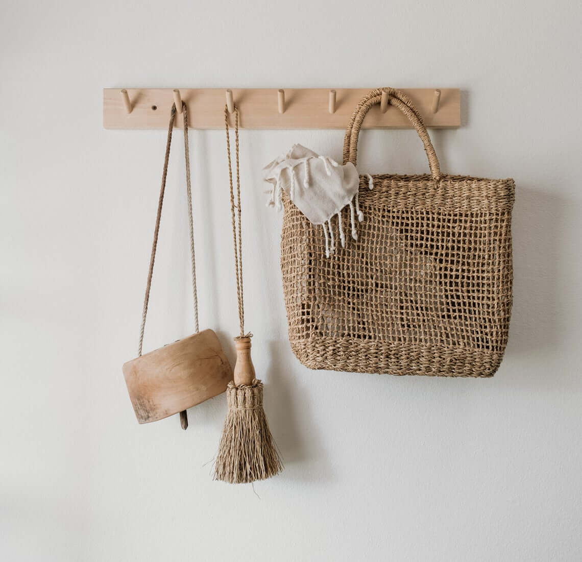 Airy Natural Seagrass Beach Bag