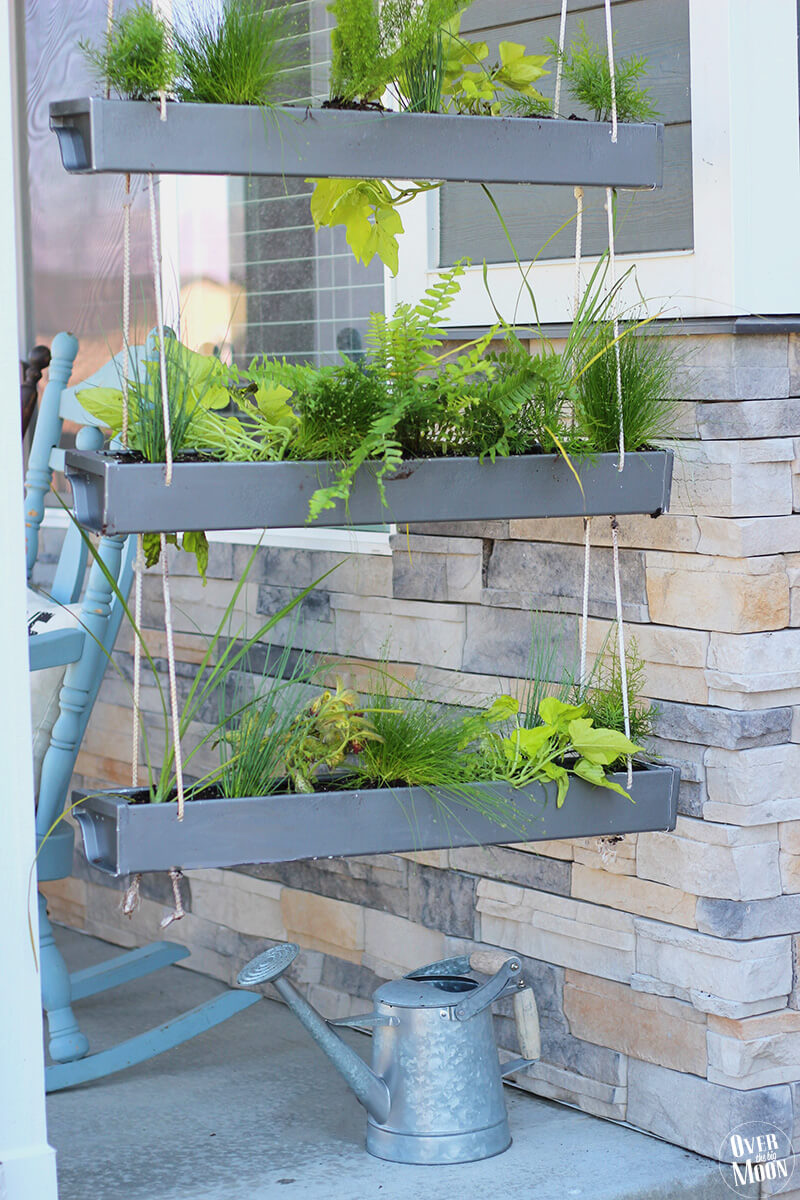 Hanging Planters to Freshen Things Up