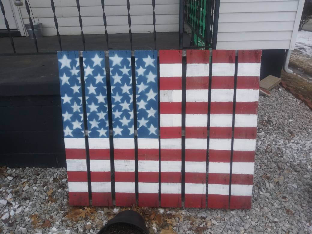 Hand-Painted Americana Pallet Sign