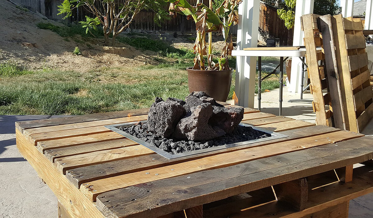 Rustic Wood Pallet Fire Pit