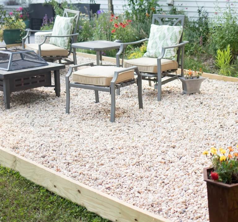 Planter Box Pea Gravel Patio