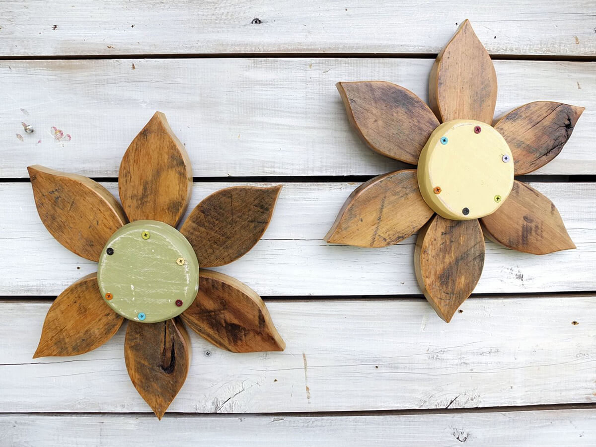 Reclaimed Barn Wood Flower Art